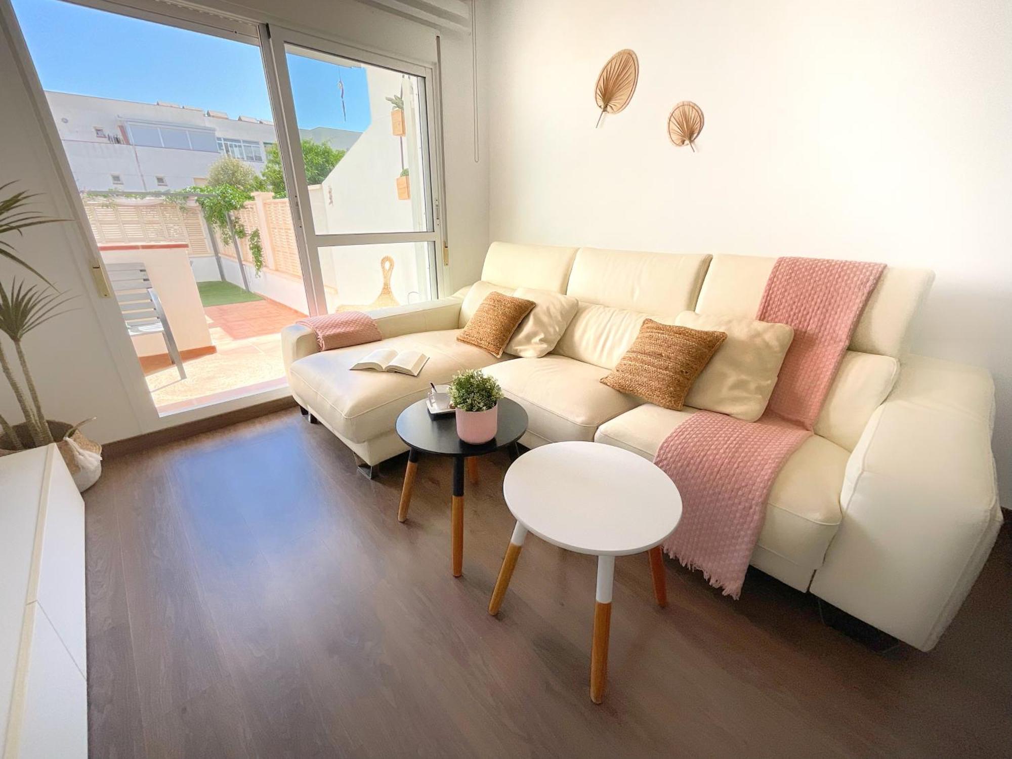 Ks Toyo Golf - Kaleria Suites Retamar  Ngoại thất bức ảnh