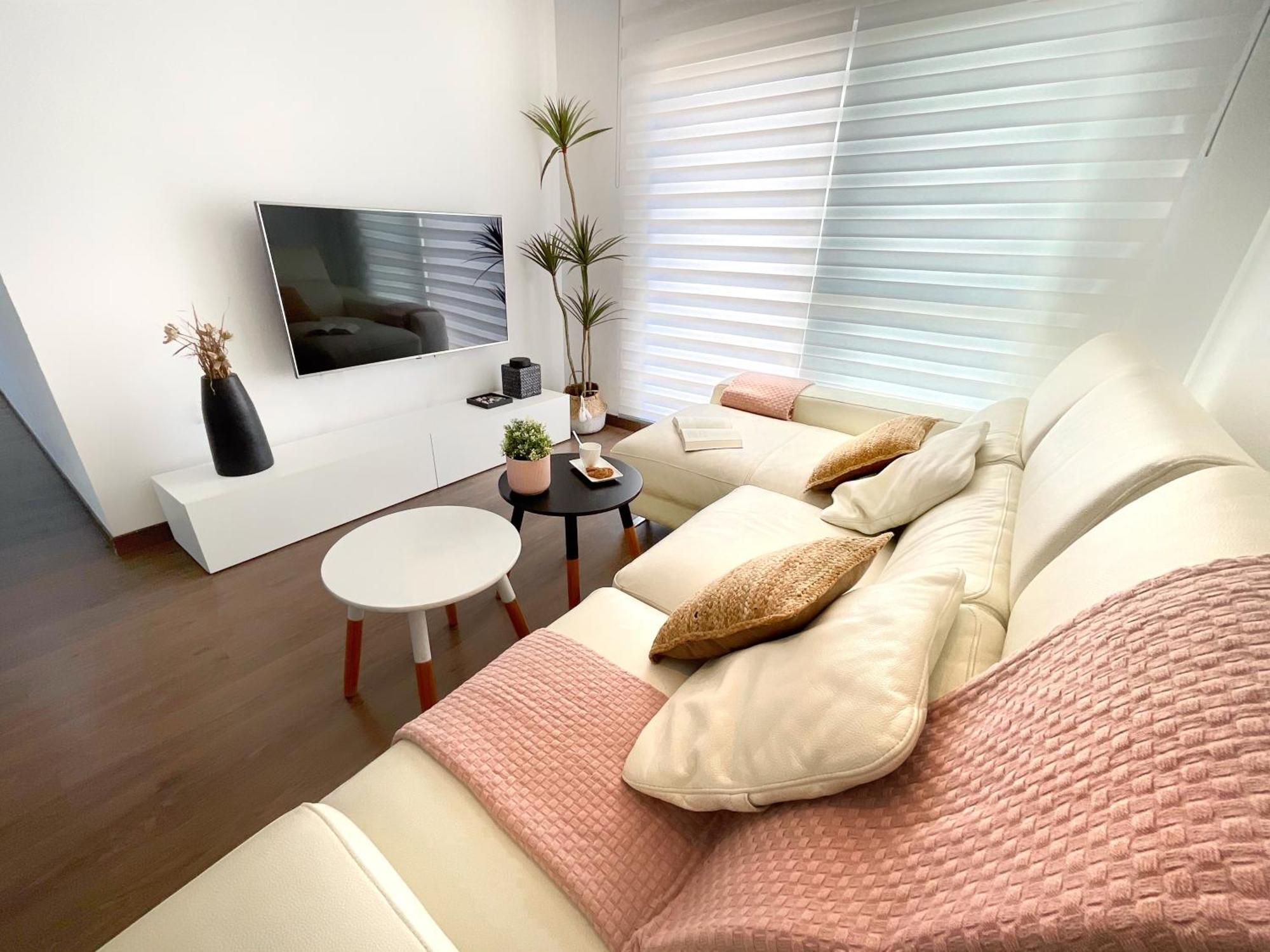 Ks Toyo Golf - Kaleria Suites Retamar  Ngoại thất bức ảnh